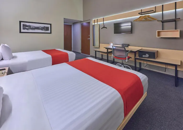 Express By Marriott Ciudad De Patio Universidad 3*